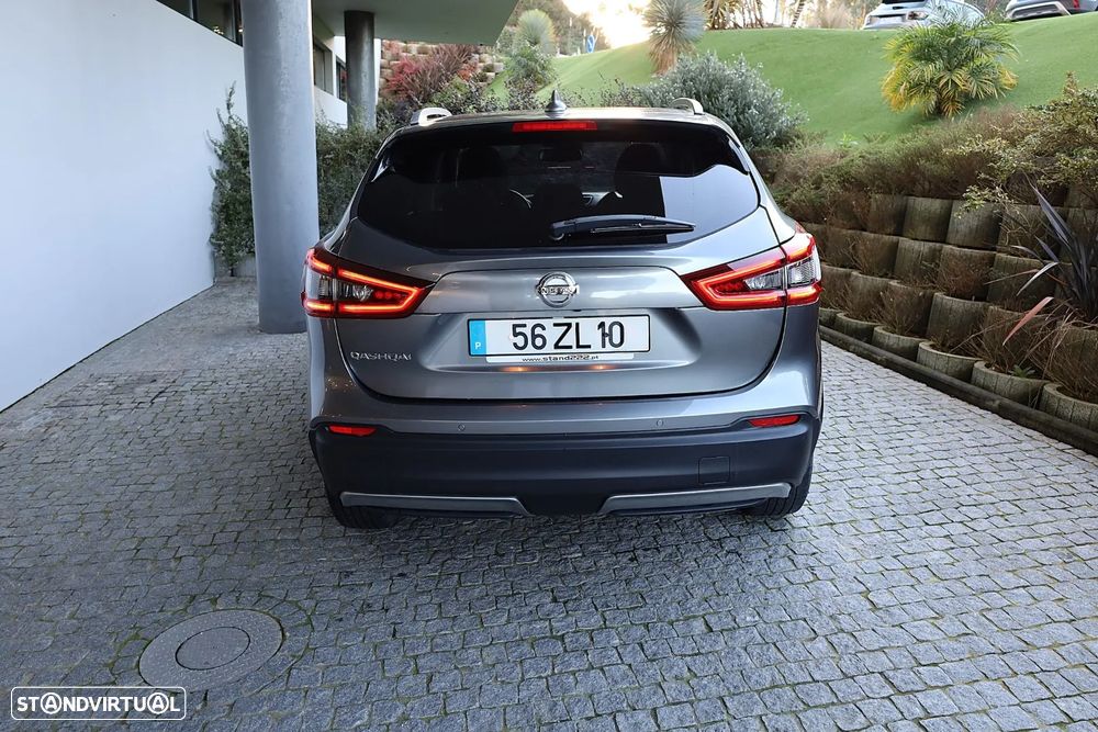 Nissan Qashqai 1.5 dCi N-Connecta J18 - 12