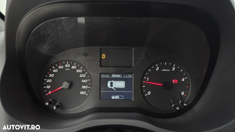 Mercedes-Benz Sprinter - 16