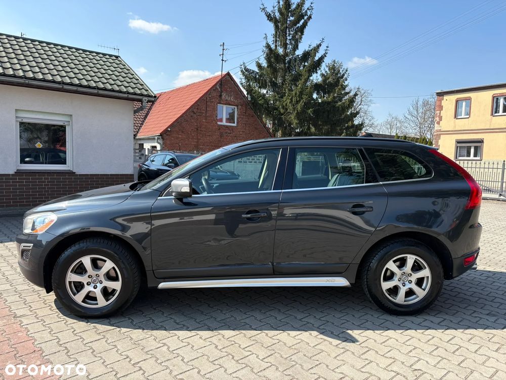 Volvo XC 60 - 4