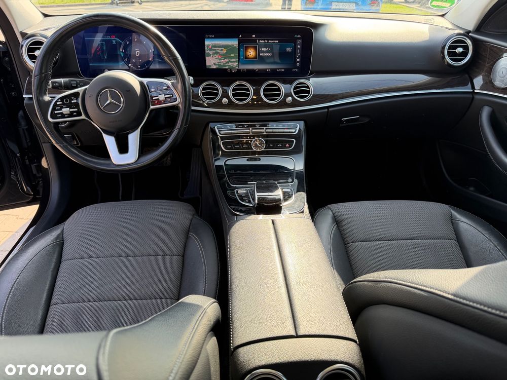 Mercedes-Benz Klasa E 220 d 9G-TRONIC Avantgarde - 26