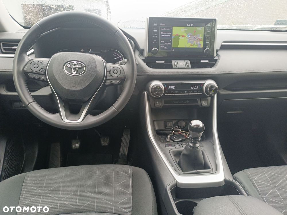 Toyota RAV4 2.0 Comfort 4x4 - 11