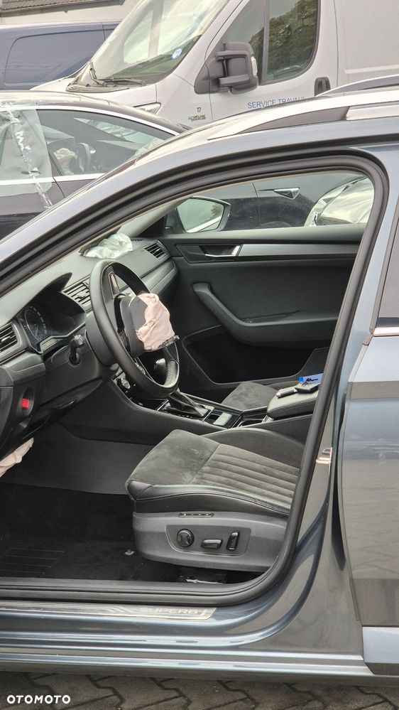 Skoda Superb 1.6 TDI DSG Ambition - 14
