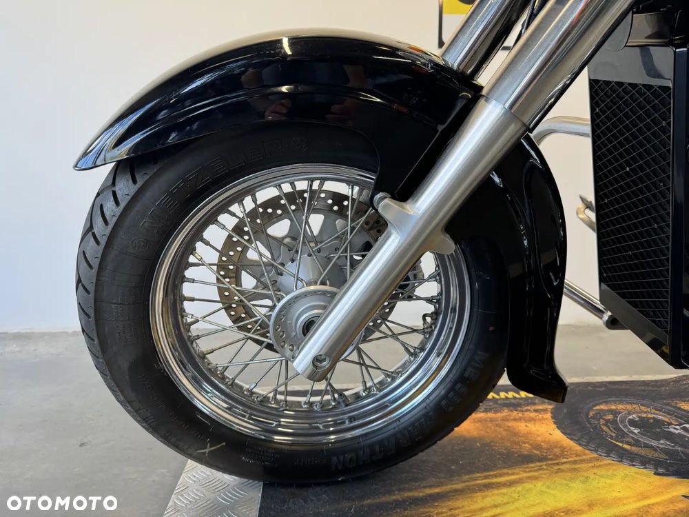 Suzuki VL 800 Volusia - 18