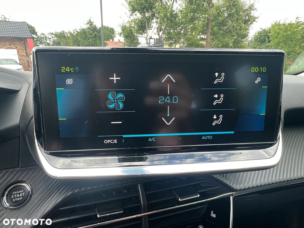 Peugeot 2008 136 Allure - 23
