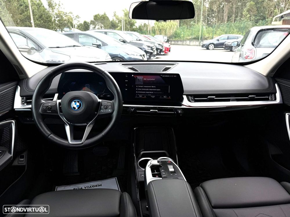 BMW iX1 xDrive30 - 15