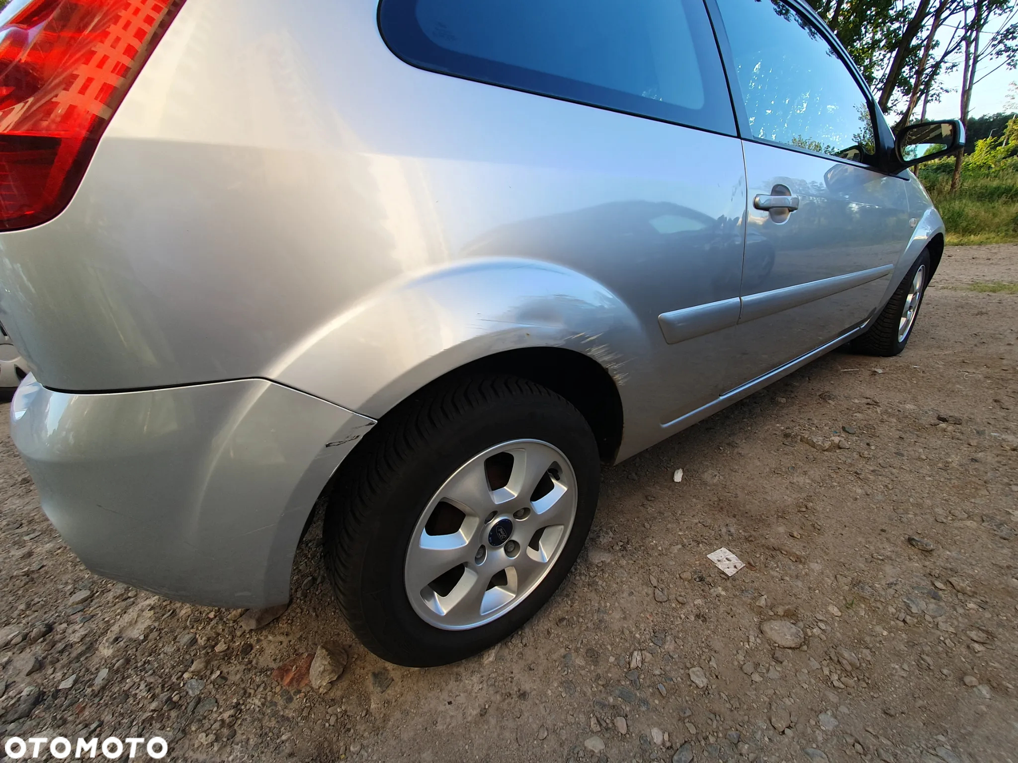 Ford Fiesta 1.4 Ambiente - 18