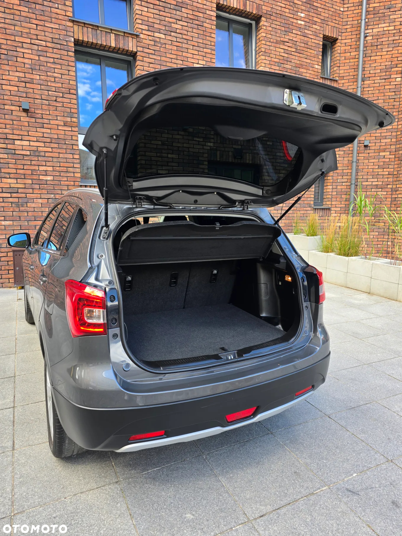 Suzuki SX4 S-Cross 1.0 T Premium 4WD - 11
