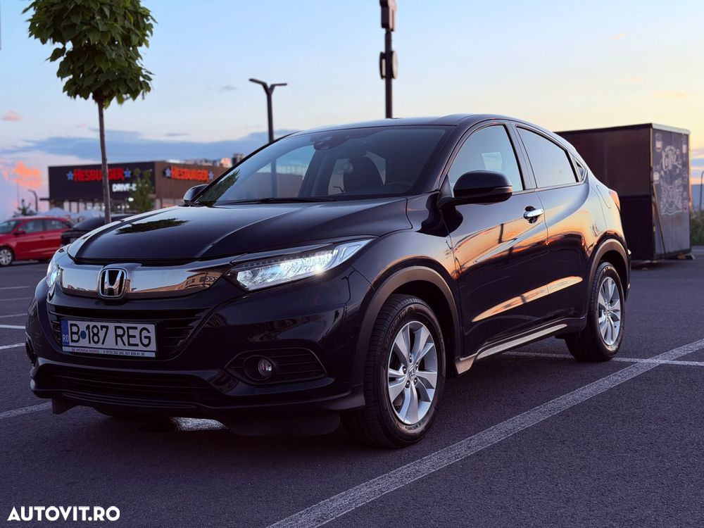 Honda HR-V 1.5 i-VTEC 4x2 CVT Elegance - 3