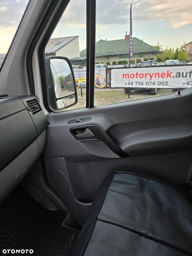 Volkswagen Crafter - 13