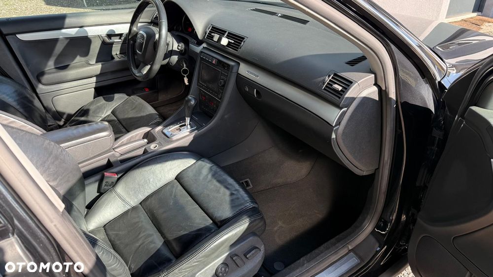 Audi A4 Avant 2.0 T FSI quattro tiptronic - 10