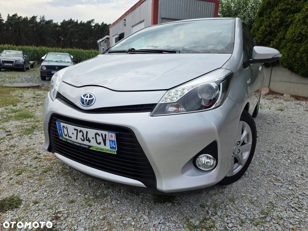Toyota Yaris 1.5 VVT-i Lounge - 2