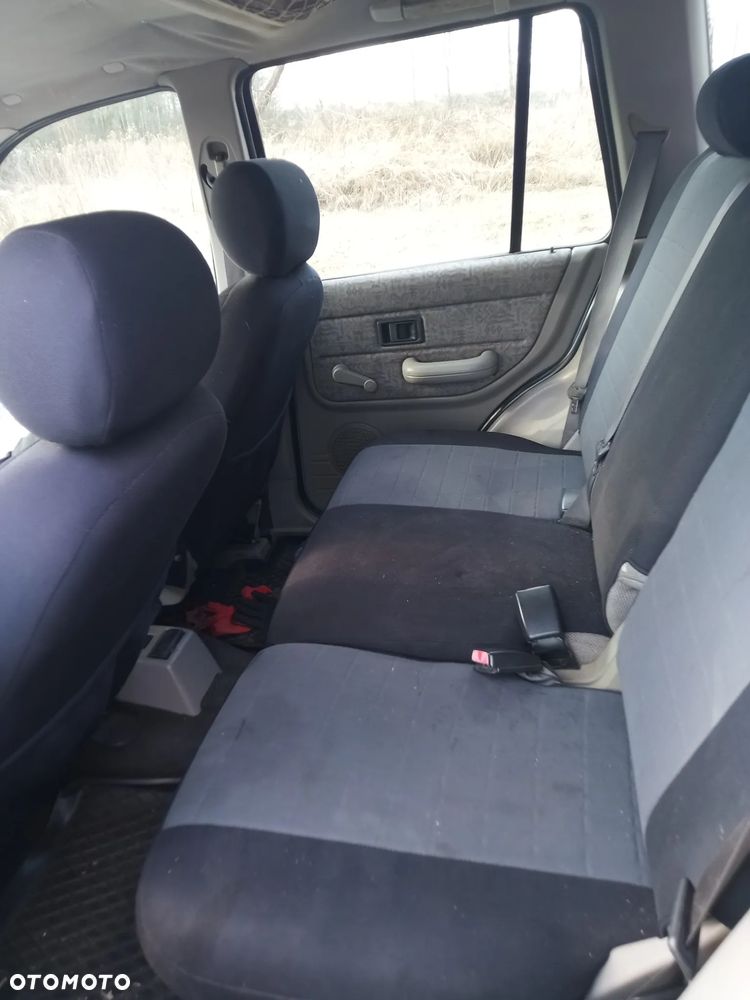 Land Rover Freelander - 30