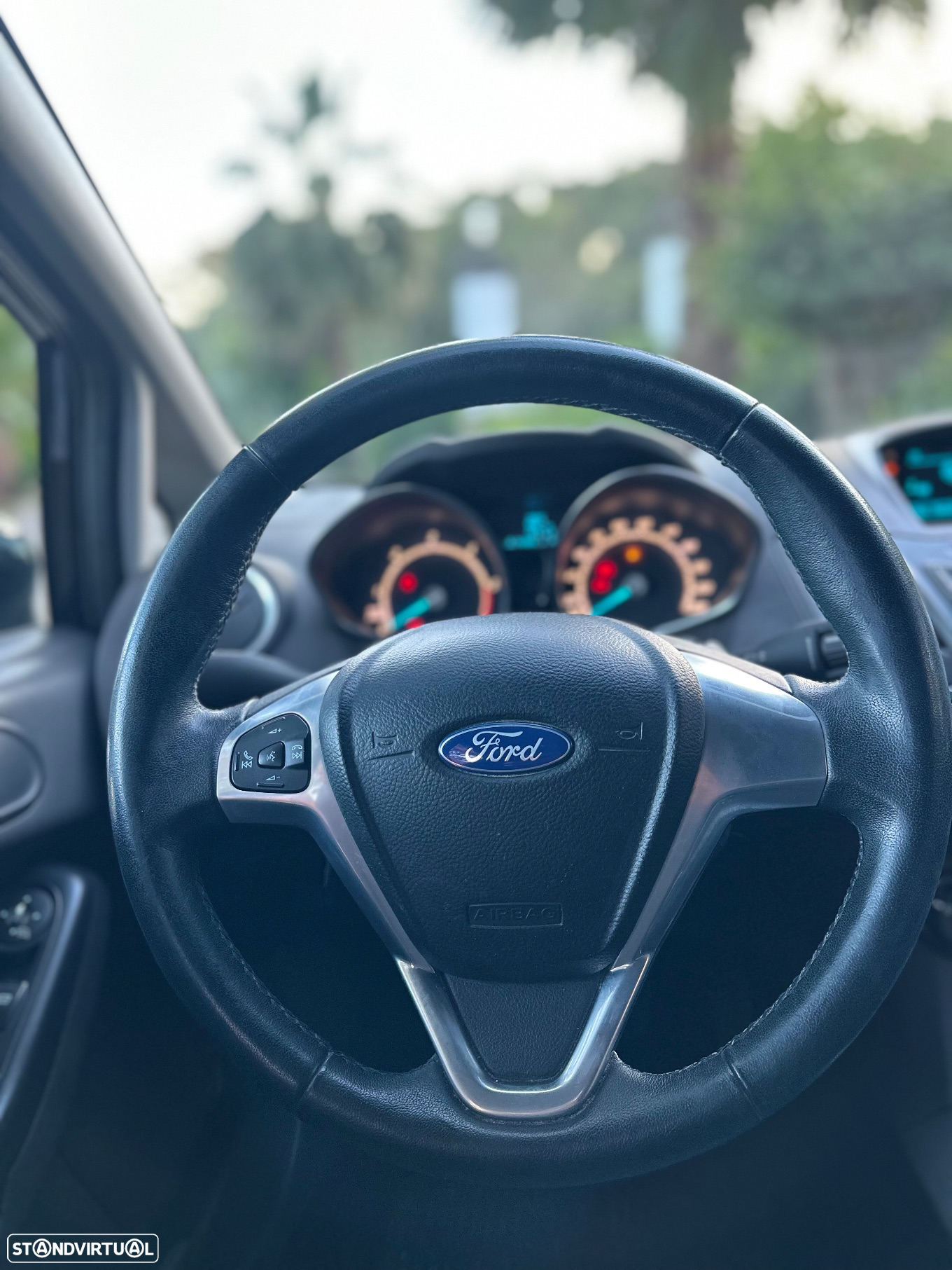 Ford Fiesta 1.5 TDCi Connected - 7