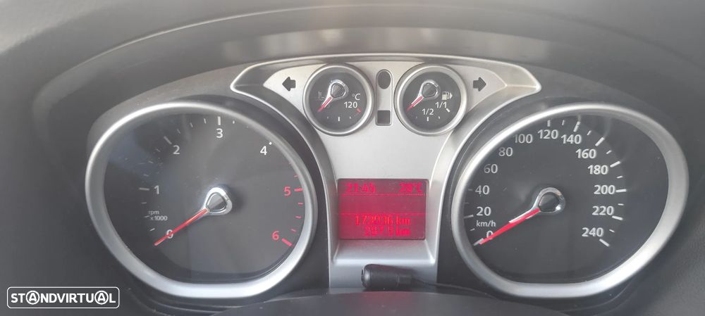Ford Focus 1.6 TDCi Titanium - 20