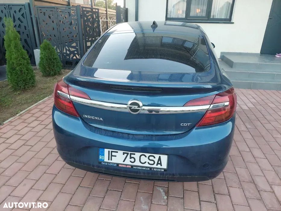 Opel Insignia - 2