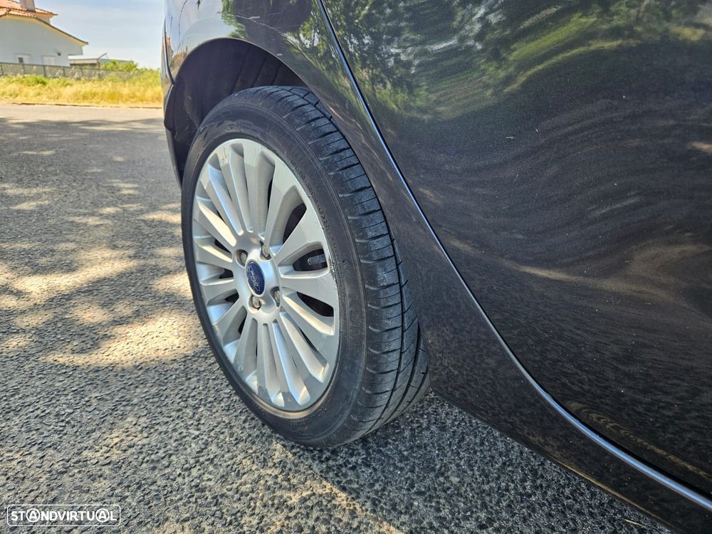 Ford Fiesta 1.6 TDCI ECOnetic - 9