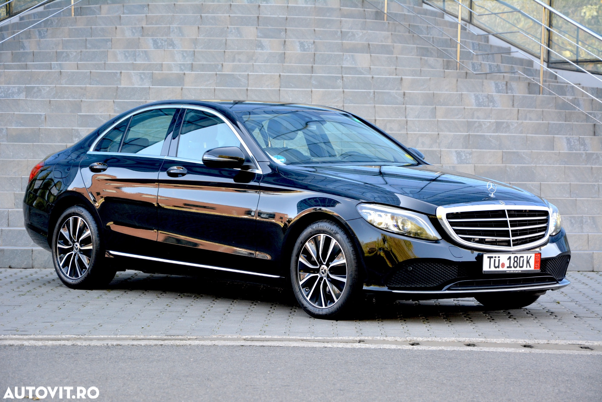 Mercedes-Benz C 220 d 9G-TRONIC Avantgarde - 3
