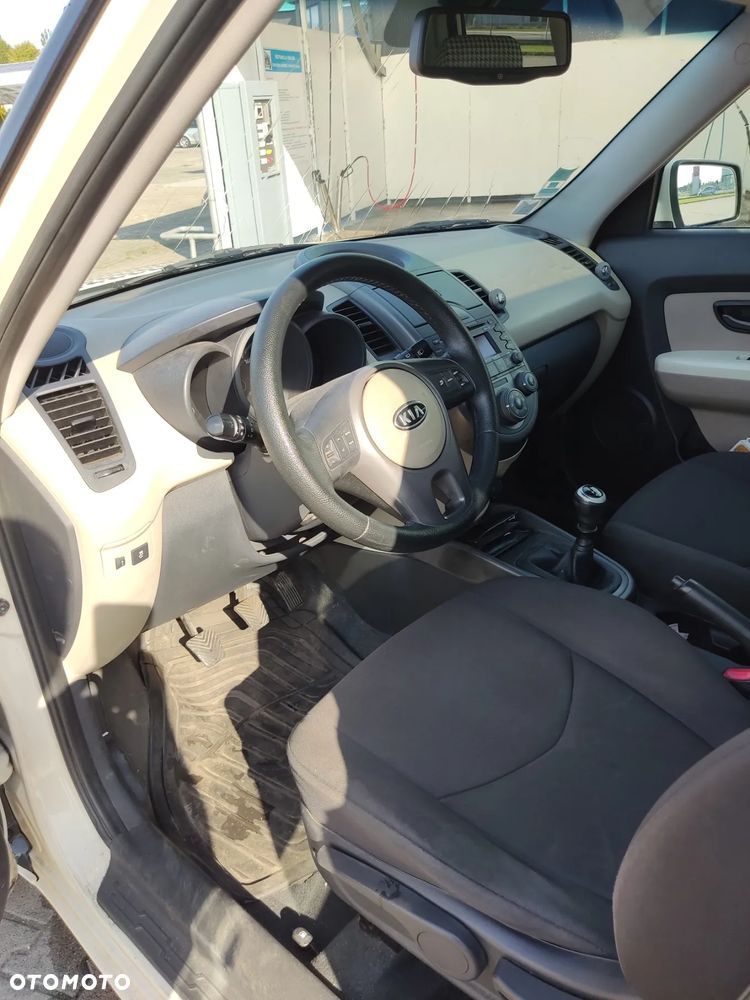 Kia Soul 1.6 CRDi L EU5 - 4
