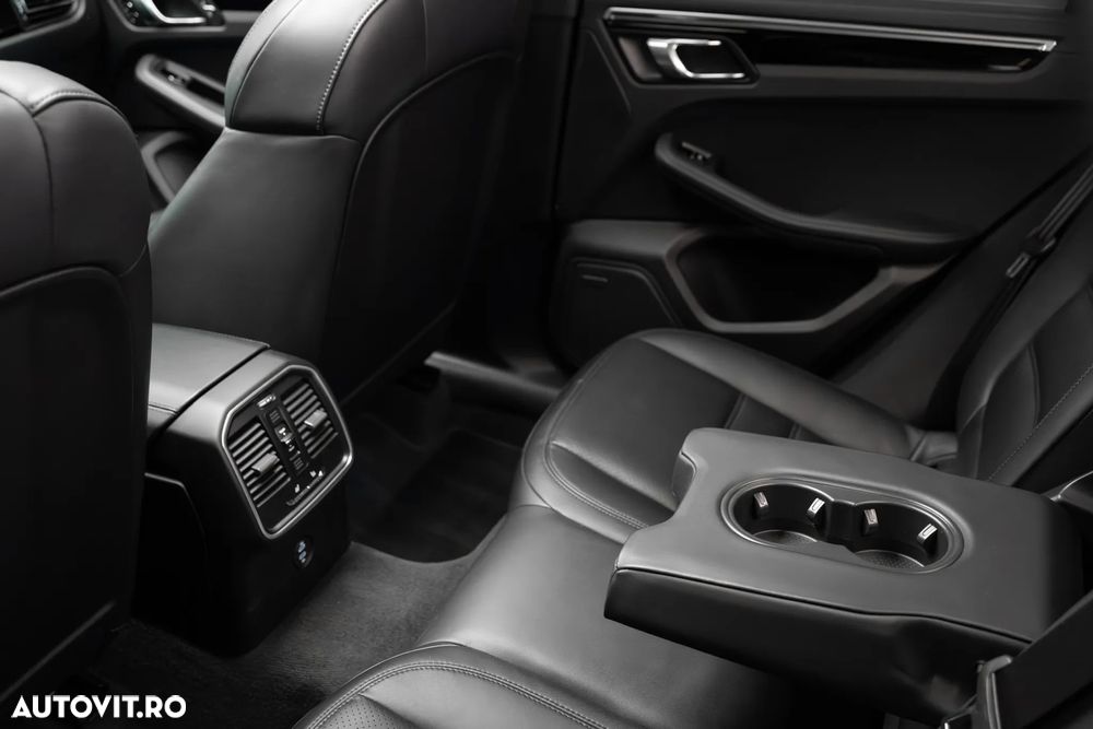 Porsche Macan S PDK - 35