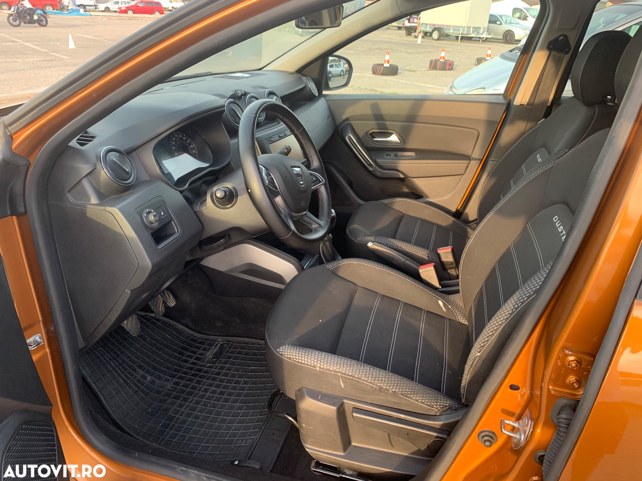 Dacia Duster 1.6 SCe 4WD Prestige jante 17" - 6