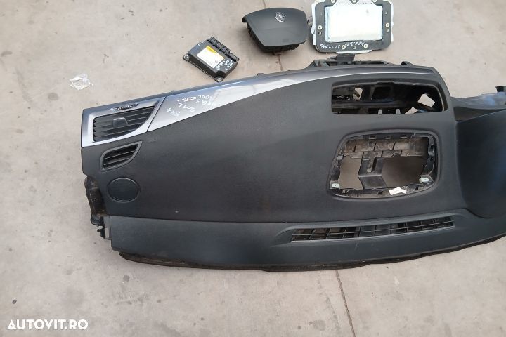 Kit airbag cu plansa de bord fara centuri 985250003R 985701921R 98510 - 3