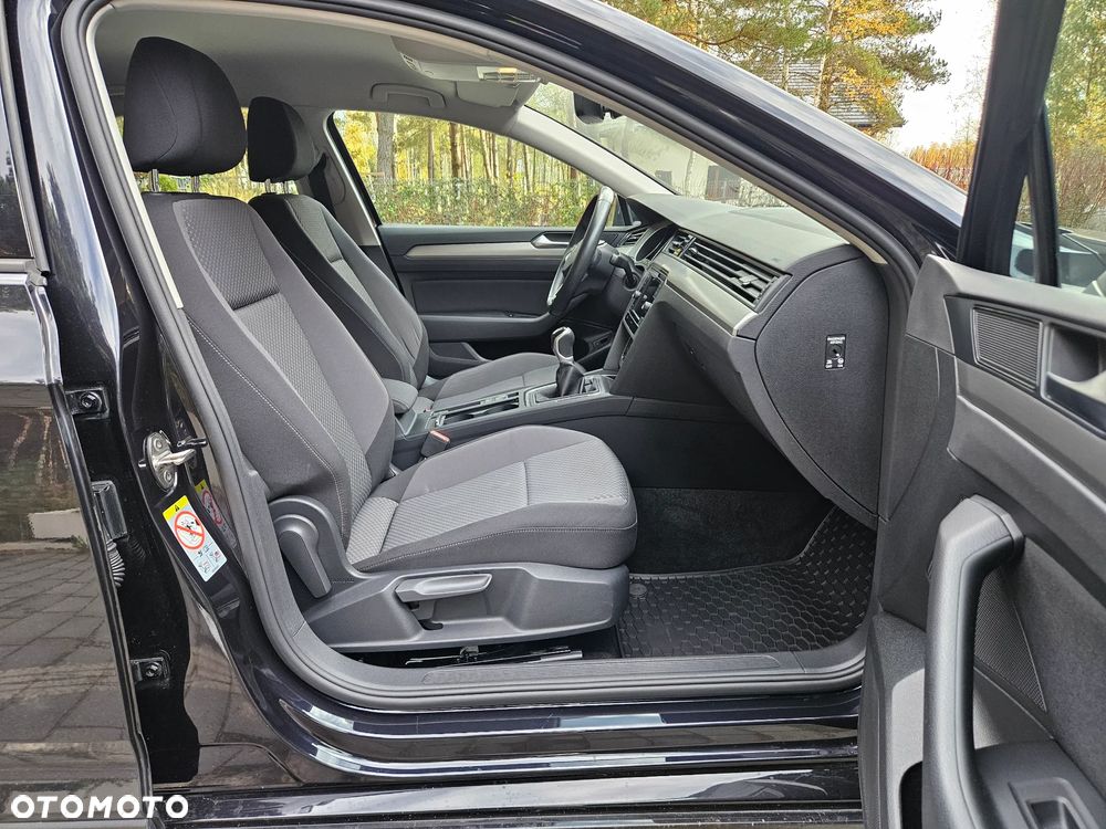 Volkswagen Passat 1.5 TSI EVO Essence - 28