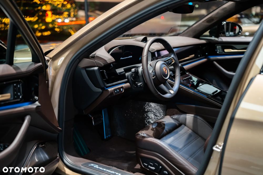 Porsche Panamera - 11