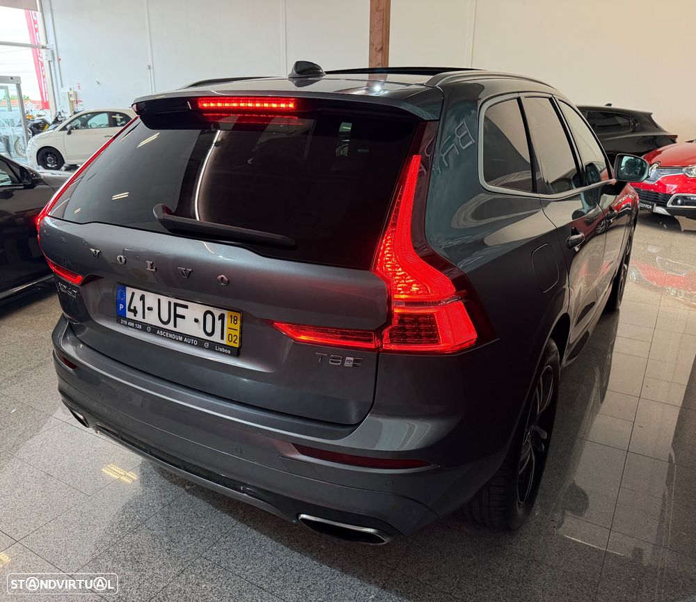 Volvo XC 60 2.0 T8 PHEV R-Design AWD - 4