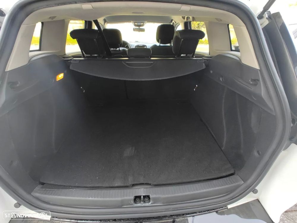 Renault Clio Sport Tourer 1.5 dCi Limited - 11