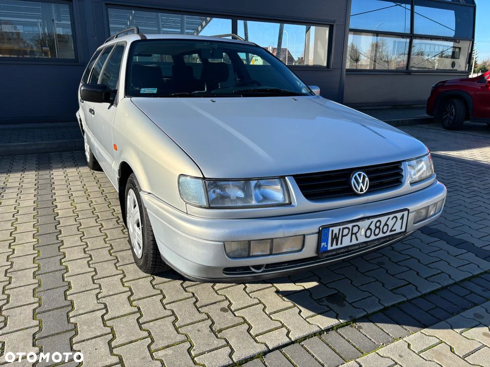 Volkswagen Passat Variant 1.8 GL - 4