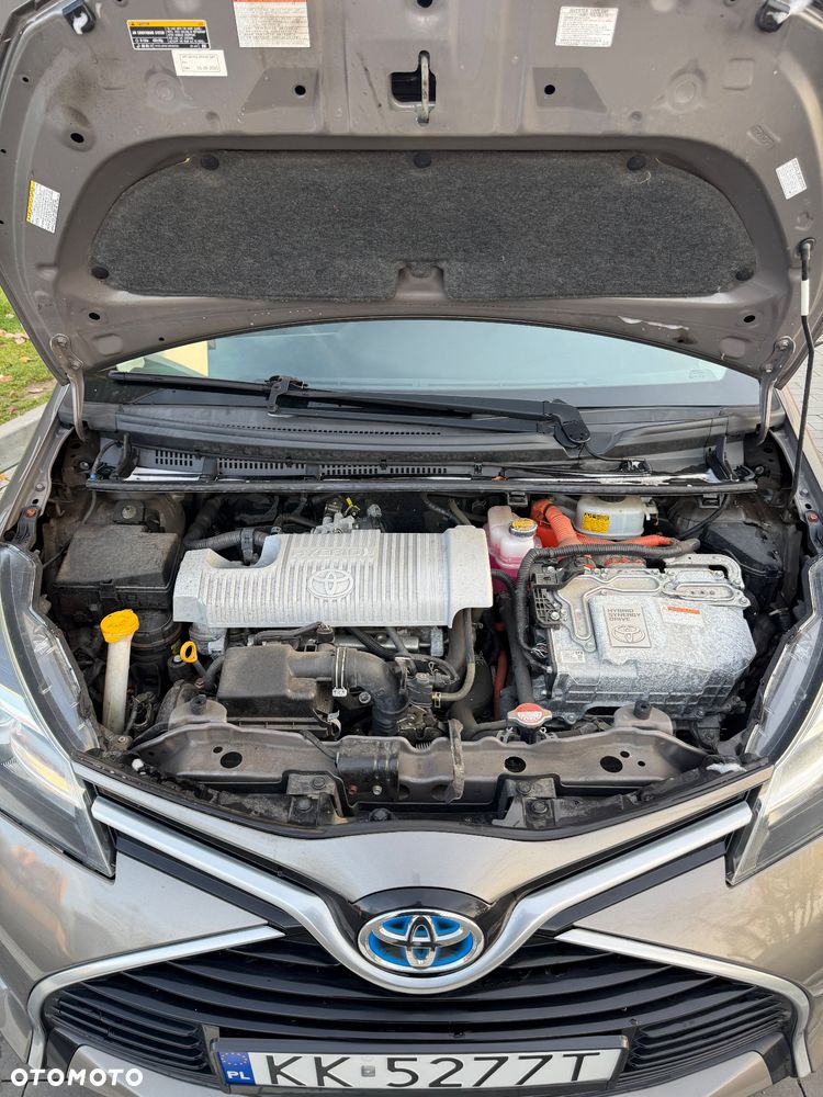 Toyota Yaris ver-hybrid-style-selection - 16