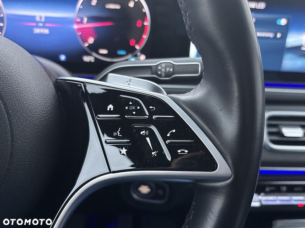 Mercedes-Benz GLE - 27