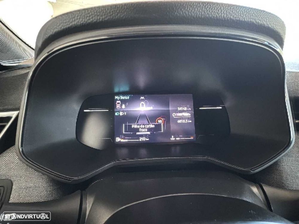 Renault Clio 1.0 TCe Techno — fotografia 18