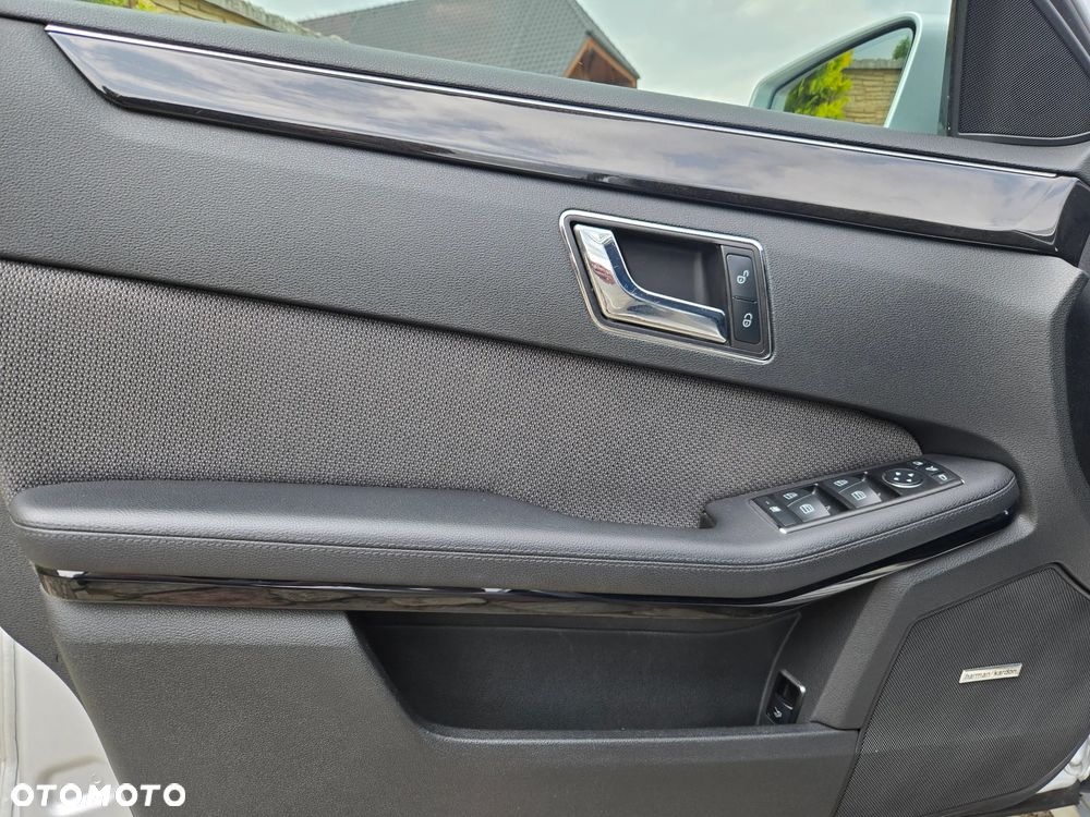 Mercedes-Benz Klasa E 350 CDI DPF BlueEFFICIENCY 7G-TRONIC Avantgarde - 9