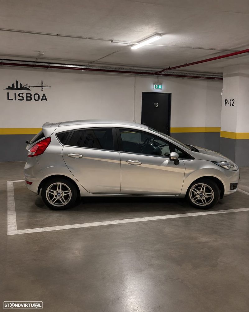 Ford Fiesta 1.0 T EcoBoost Titanium PowerShift - 3