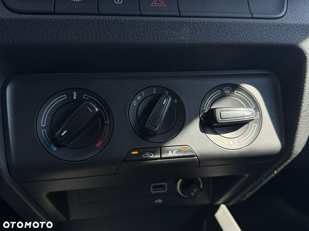 Skoda Fabia 1.0 TSI Ambition - 26