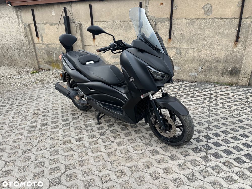 Yamaha X-max