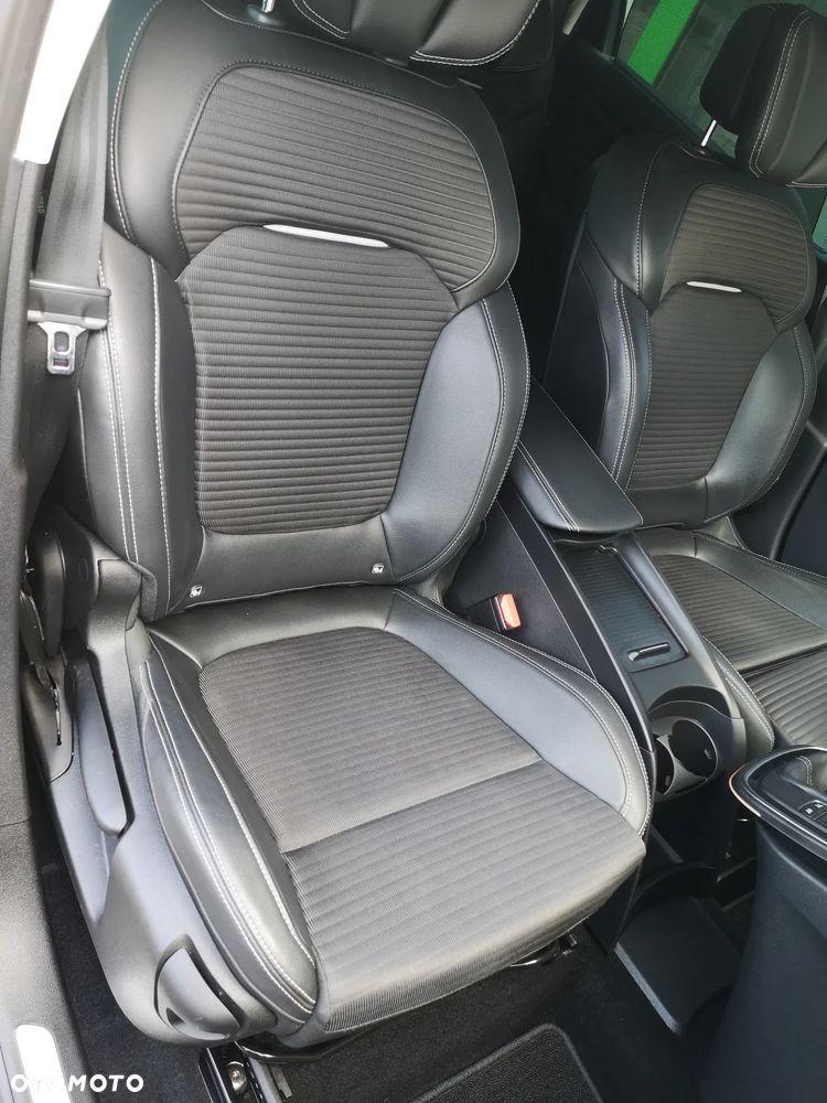 Renault Scenic 1.6 dCi Energy Bose Edition - 34