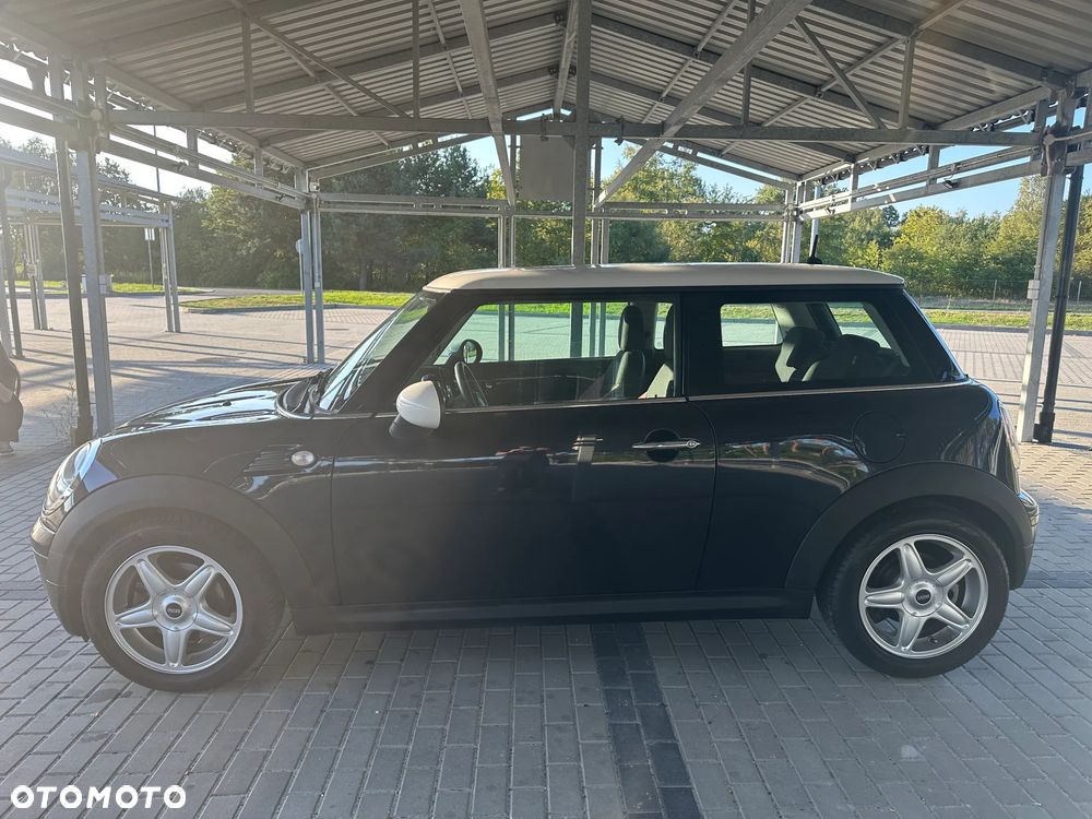 MINI Cooper Standard - 10