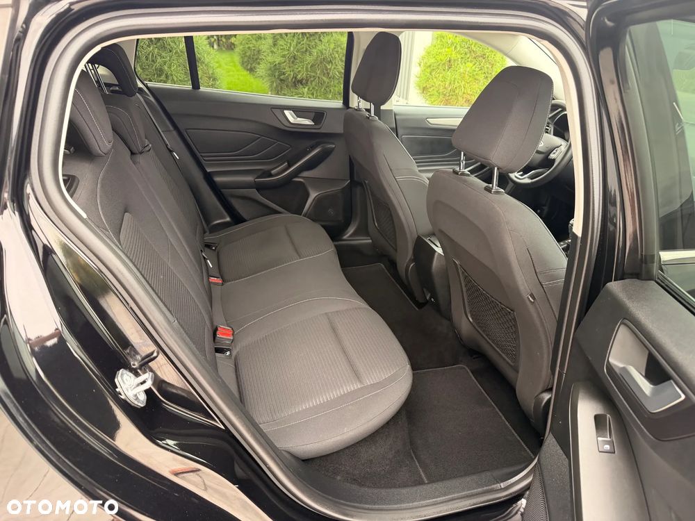 Ford Focus 1.5 EcoBlue Titanium X - 23