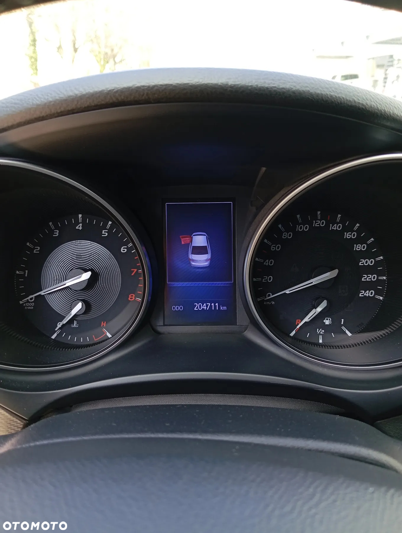 Toyota Avensis 2.0 Premium MS - 9