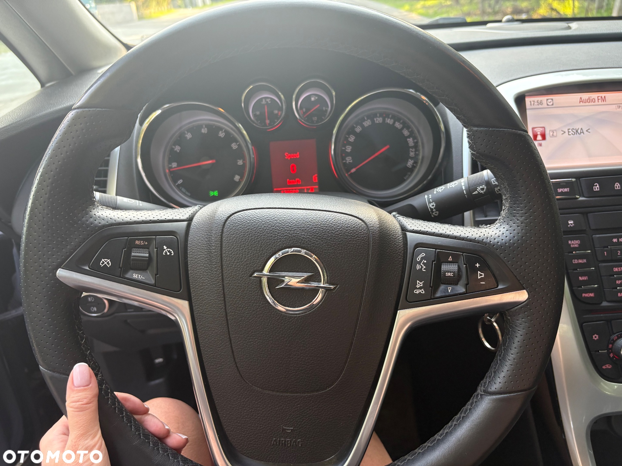 Opel Astra IV 1.6 T Sport - 11