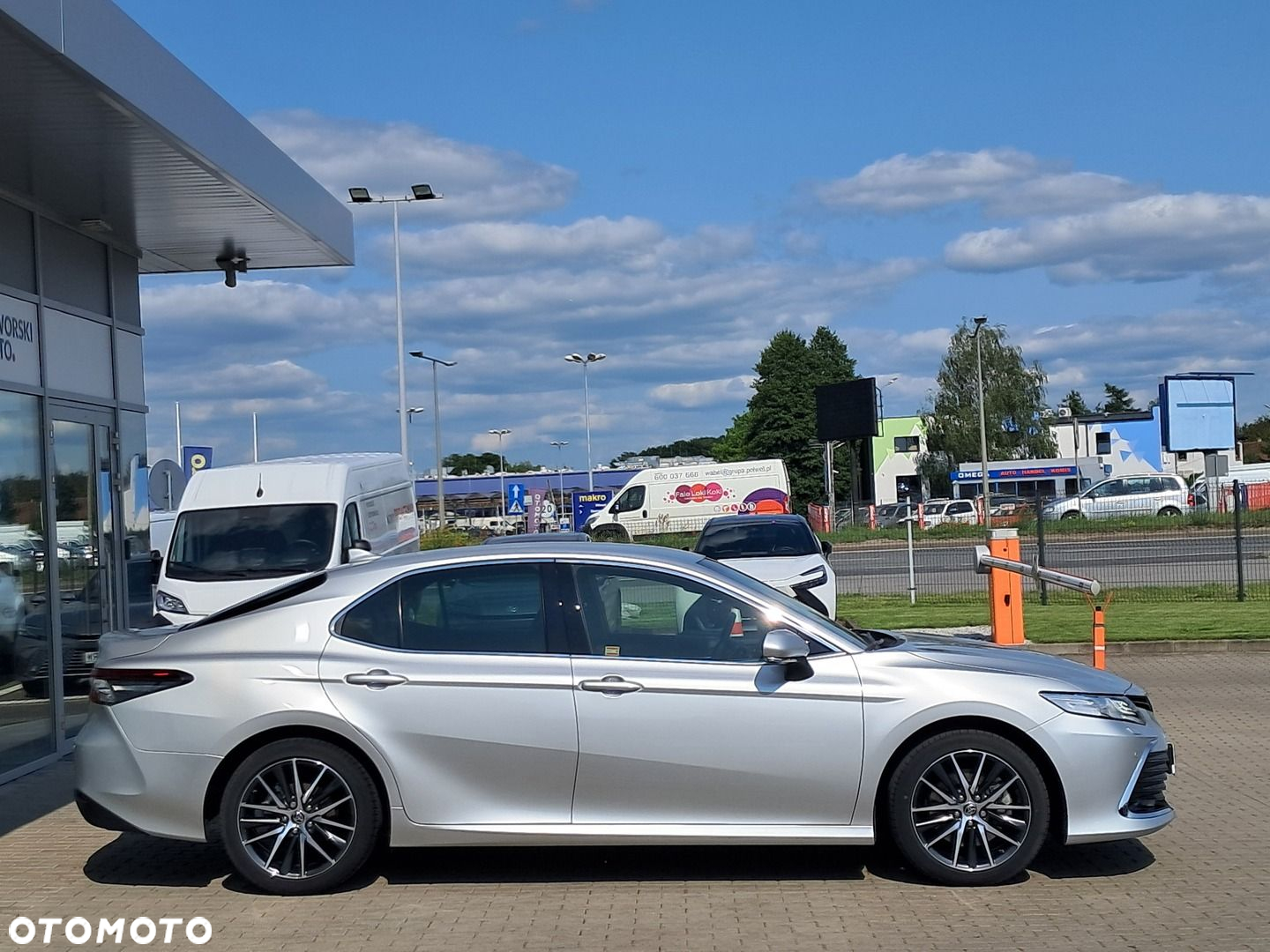 Toyota Camry 2.5 Hybrid Executive CVT - 6