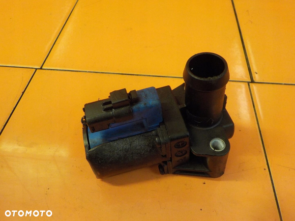 S60 V40 FOCUS 1.6 T3 ECOBOOST 13r B4164T elektrozawor wody BM5G-18495-EA