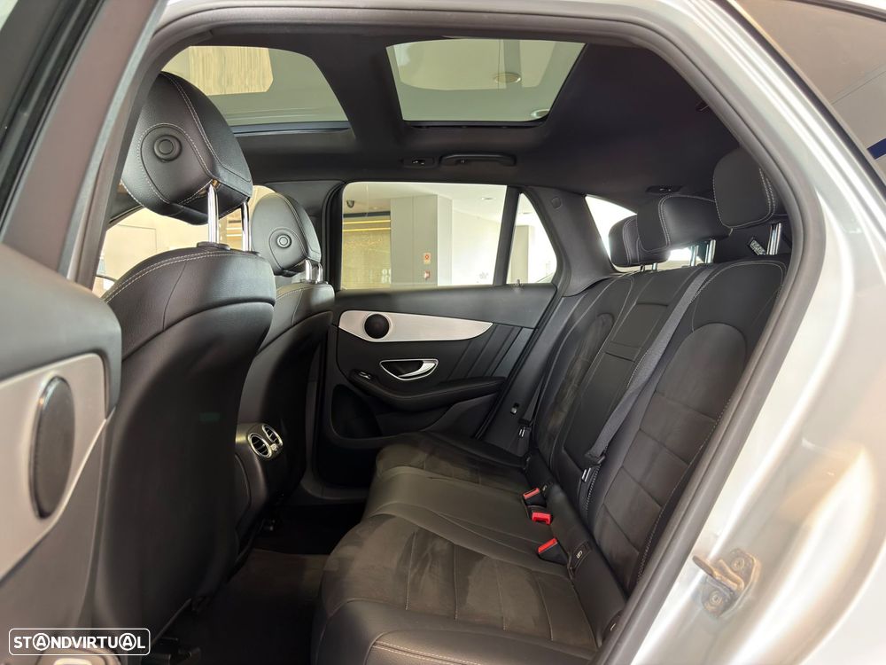 Mercedes-Benz GLC 220 d 4Matic 9G-TRONIC AMG Line - 30