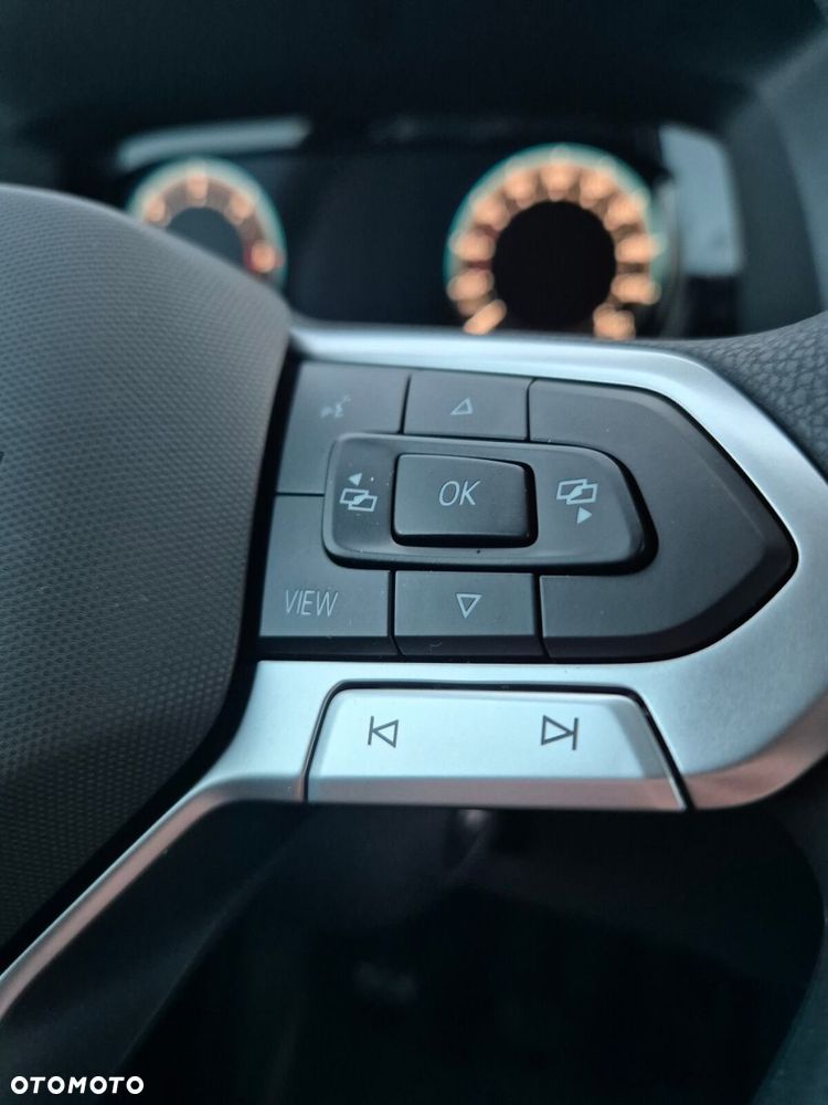 Volkswagen Crafter Skrzyniowy z podwójną kabiną - 25