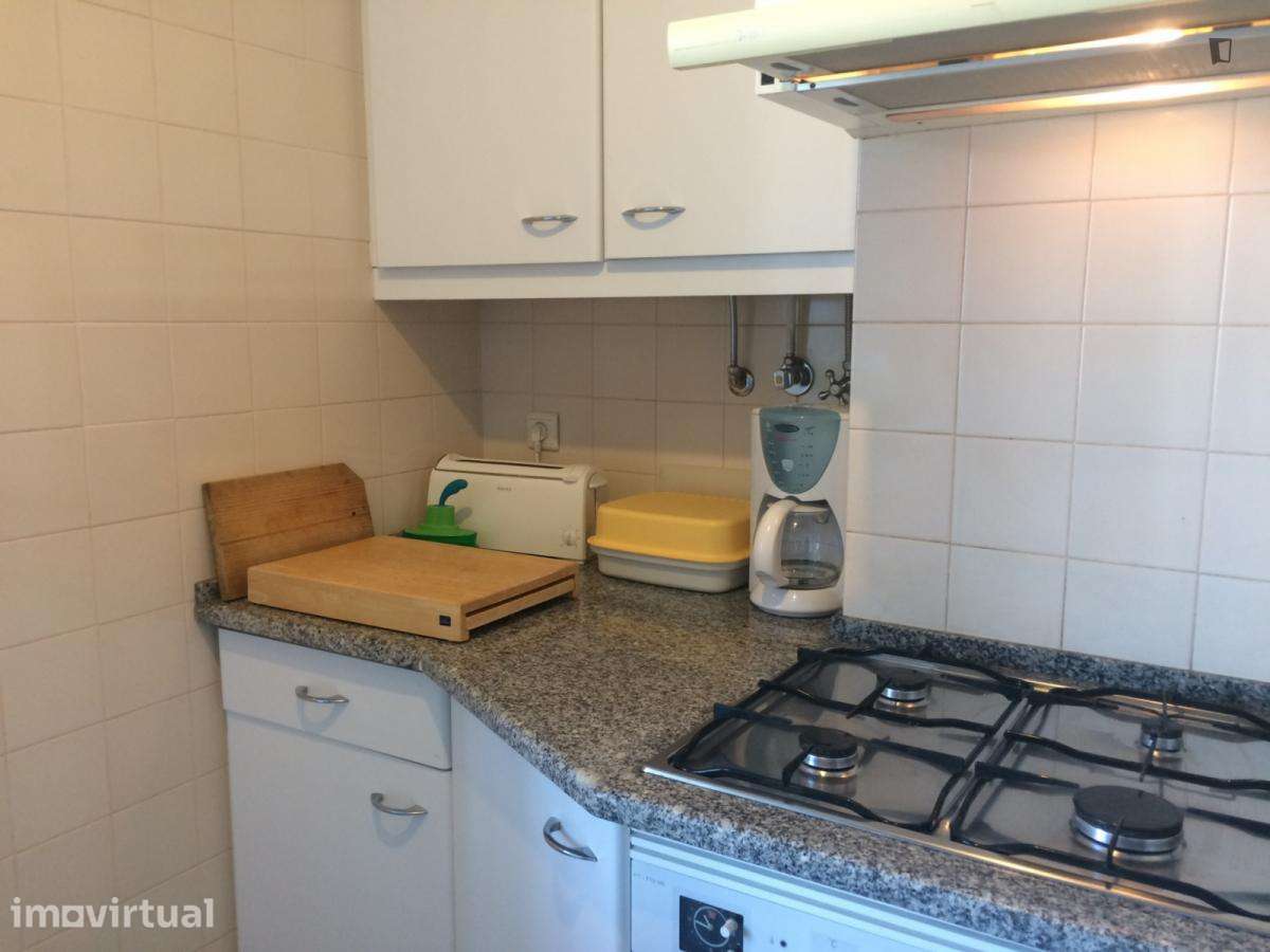 Quarto - localizado em Oeiras Lisbon - Grande imagem: 2/48