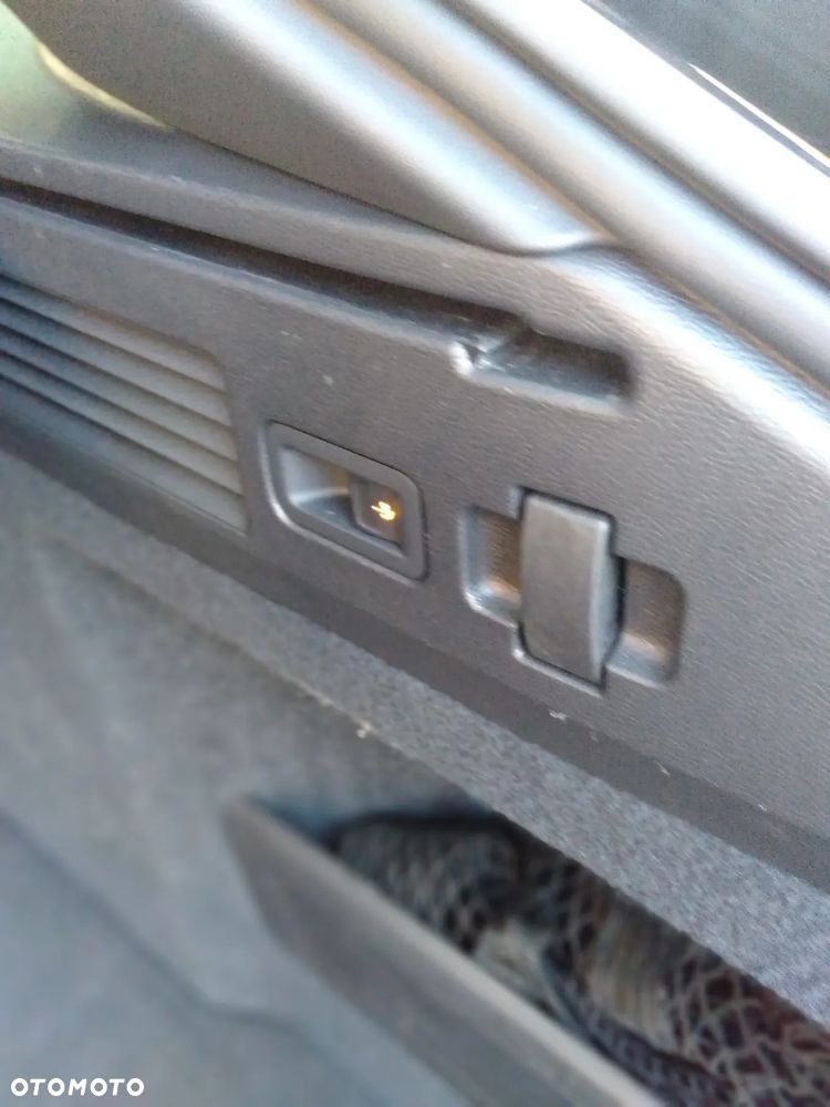 Volkswagen Arteon 2.0 TSI DSG R-Line - 2