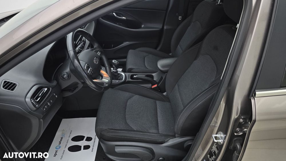 Hyundai i30 - 12