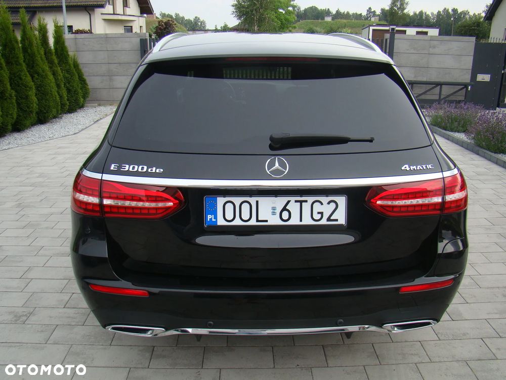 Mercedes-Benz Klasa E 300 de 4Matic 9G-TRONIC AMG Line - 10